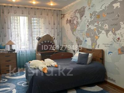 4-комнатная квартира · 185 м² · 10/16 этаж, Аль-Фараби 21 за 1.8 млн 〒 в Алматы, Бостандыкский р-н