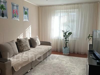 2-комнатная квартира · 54.5 м² · 1/5 этаж, Жукова за ~ 22.3 млн 〒 в Петропавловске