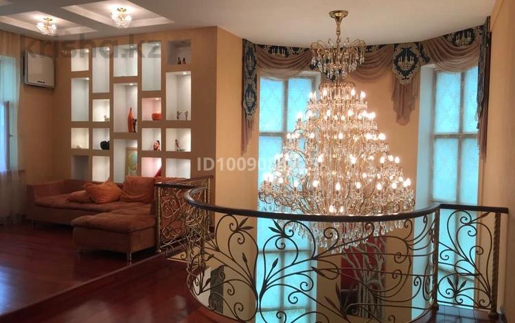 Отдельный дом · 8 комнат · 570 м² · 20 сот., мкр Жеруйык, Н. Имашева 7 за 1 млн 〒 в Атырау — фото 8