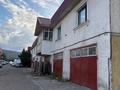 Азс, автосервисы и автомойки, бани, гостиницы и зоны отдыха · 960 м² за 190 млн ₸ в Есик