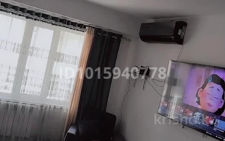 3-бөлмелі пәтер · 82 м² · 2/5 қабат, В Маяковского 42 б, бағасы: 200 000 ₸ в Таразе — фото 2