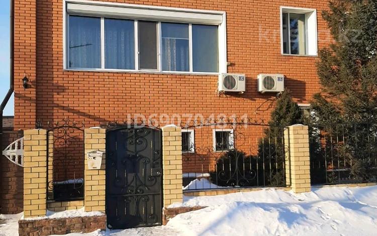 Отдельный дом • 8 комнат • 230 м² • 7 сот., Байжанова 24 за 95.9 млн 〒 в Павлодаре — фото 2