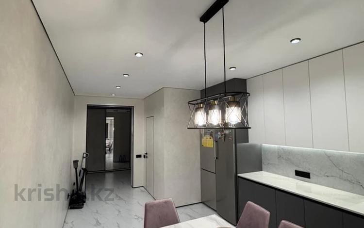 3-бөлмелі пәтер · 120 м² · 4/12 қабат, 4-й микрорайон 62, бағасы: 57 млн ₸ в Конаеве — фото 2