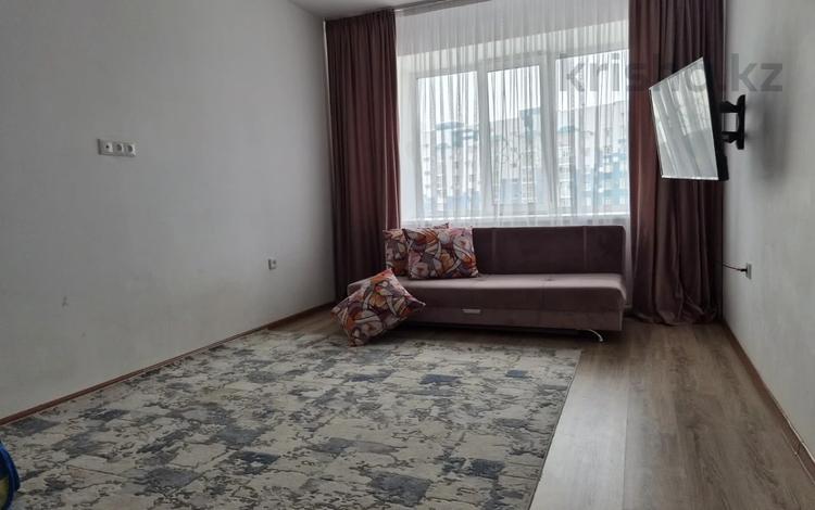 1-комнатная квартира · 43.6 м² · 5/5 этаж, мкр. Алтын орда, Тауелсиздик за 18.5 млн ₸ в Актобе — фото 2