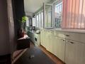4-комнатная квартира · 80 м² · 5/5 этаж, 15-й микрорайон 3 — проспект Жибек жолы 3 за 32 млн ₸ в Шымкенте, Аль-Фарабийский р-н — фото 8