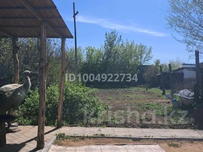 Отдельный дом · 2 комнаты · 48 м² · 7 сот., Ынтымак 10 за 16.7 млн ₸ в Астане, р-н Байконур