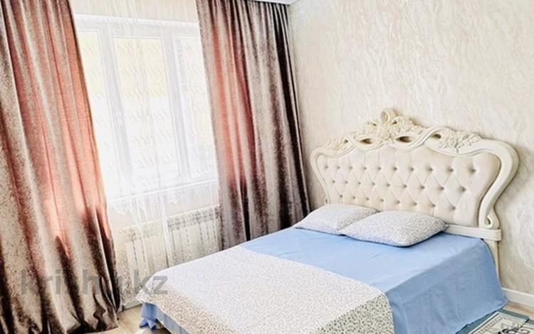 2-бөлмелі пәтер · 90 м² · 2/9 қабат, 19-ш/а. 45/3 — Горячая вода,трц рядом, бағасы: 10 000 ₸ в Актау, 19-й мкр — фото 15
