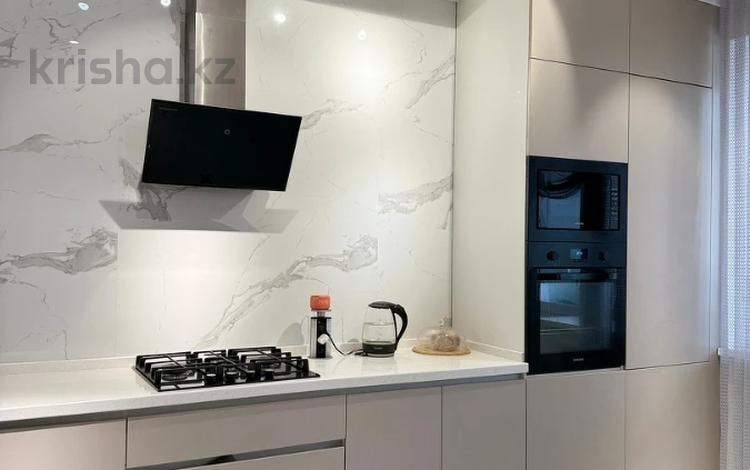 2-комнатная квартира · 72.2 м² · 1/10 этаж, мкр. Алтын орда, Алии Молдагуловой за 40 млн ₸ в Актобе — фото 3