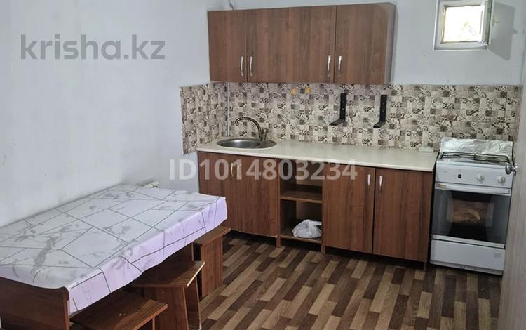 2-комнатная квартира · 42 м² · 2/2 этаж, Гастелло 72а — Рыскулова Шемякина за 150 000 ₸ в Алматы, Жетысуский р-н — фото 9