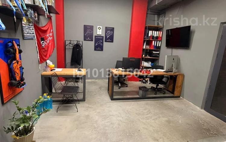 Свободное назначение, азс, автосервисы и автомойки · 268 м² за 110 млн ₸ в Астане, Нура р-н — фото 2