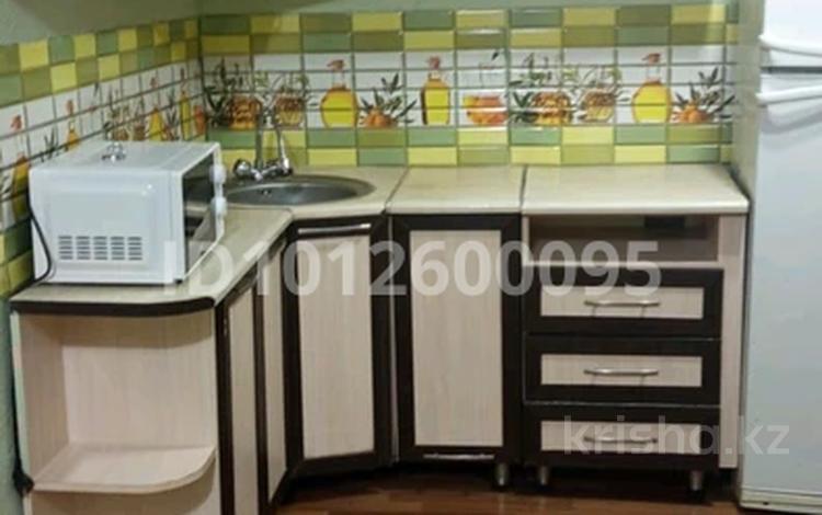 Отдельный дом · 2 комнаты · 40 м² · 3 сот., Бухарская — Азовская уг Бухрская за 200 000 ₸ в Алматы, Жетысуский р-н — фото 4