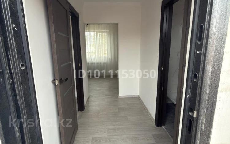 1-бөлмелі пәтер · 32 м² · 2/2 қабат, мкр Акбулак, Батталова 21, бағасы: 150 000 ₸ в Алматы, Алатауский р-н — фото 2