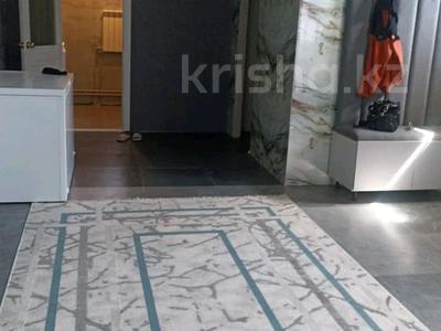 Жеке үй · 4 бөлме · 140 м² · 10 жүзд., Мустафа Шокай 6, бағасы: 200 000 ₸ в Талдыкоргане