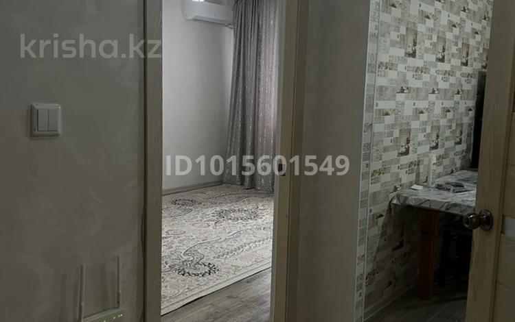 1-бөлмелі пәтер · 45 м² · 3/5 қабат, Алтын Орда 16а/1 — НЗМ, Достық бассейн., бағасы: 150 000 ₸ в Актобе — фото 2