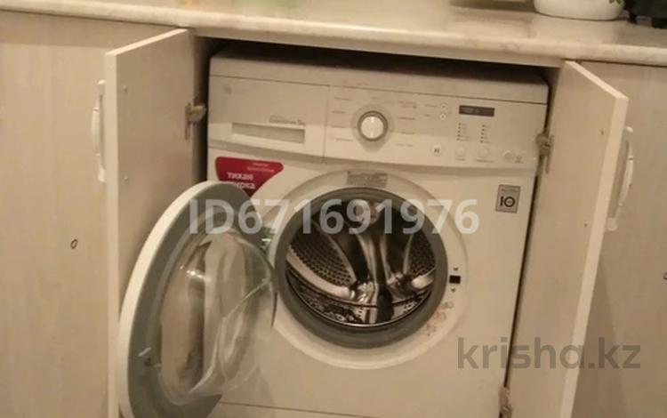 3-комнатная квартира · 63 м² · 5/5 этаж, 1 мкр 1 за 80 000 ₸ в Туркестане — фото 3