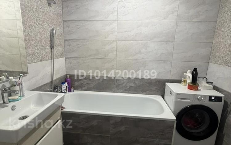 3-бөлмелі пәтер · 85 м² · 5/5 қабат, Дружбы народов 2/2, бағасы: 55.5 млн ₸ в Усть-Каменогорске — фото 2