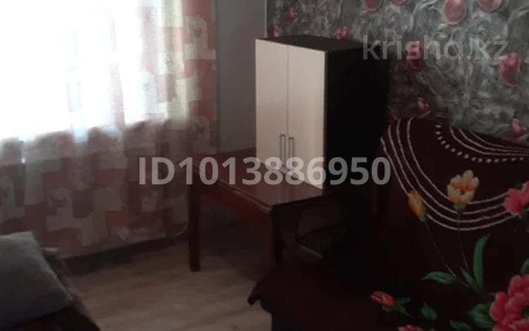 Часть дома · 1 комната · 22.7 м² · 0.01 сот., Пер Западный — Возле физ.матем-го лицея. остановка -Аврора за 70 000 ₸ в Усть-Каменогорске, Ульбинский — фото 2