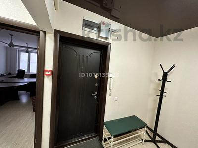 Офисы · 90 м² за 20 млн ₸ в Актау, 7-й мкр