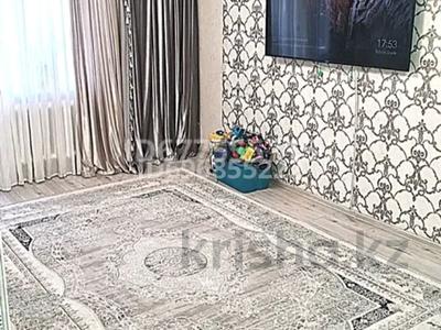 4-бөлмелі пәтер · 80 м² · 4/9 қабат, Шакарима 54, бағасы: 300 000 〒 в Семее