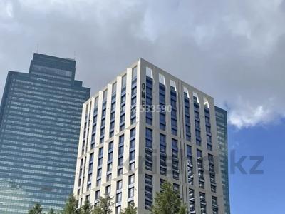 3-комнатная квартира · 177.5 м² · 10/18 этаж, Динмухамеда Кунаева 8/1 за 299 млн 〒 в Астане, Есильский р-н