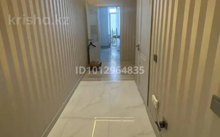 1-бөлмелі пәтер · 45 м² · 5/5 қабат, мкр. Алтын орда 13д, бағасы: 17.9 млн ₸ в Актобе — фото 2