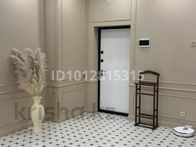 3-бөлмелі пәтер · 80 м² · 6/9 қабат, Курмангазы 8/2 — Көктем базар, Мерей., бағасы: 45 млн ₸ в Атырау