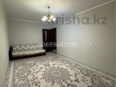 2-комнатная квартира · 55 м² · 2/5 этаж, мкр 8 60/2 — Возле двд за 1 000 〒 в Актобе