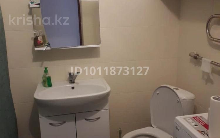 2-комнатная квартира · 56 м² · 5/6 этаж, 31Б мкр 16 за 16 млн ₸ в Актау — фото 2
