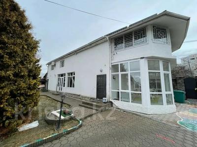 Жеке үй · 4 бөлме · 250 м² · 12 сот., мкр Мирас, Ул.Кенесары хан 99 — Ул.Аскарова, бағасы: 800 000 〒 в Алматы, Бостандыкский р-н