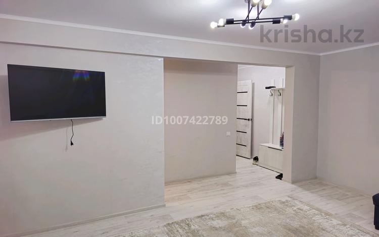 2-бөлмелі пәтер · 46 м² · 4/5 қабат, Бурова 13, бағасы: 210 000 ₸ в Усть-Каменогорске — фото 2