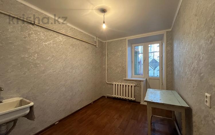 2-комнатная квартира · 50 м² · 1/9 этаж, мкр Юго-Восток, Республики 32 за 17 млн 〒 в Караганде, Казыбек би р-н — фото 8