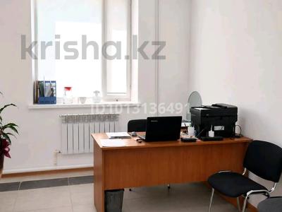 Кеңселер, сұлулық салондары, білім орталықтары, кабинеттер және жұмыс орындары, студиялар · 6 м², бағасы: 30 000 ₸ в Атырау
