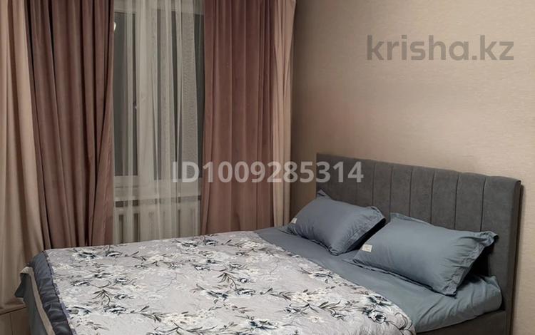 2-бөлмелі пәтер · 65 м² · 4/5 қабат, мкр Мамыр-1 Дом-8 — Момышулы Шаляпина, бағасы: 20 000 ₸ в Алматы, Ауэзовский р-н — фото 2