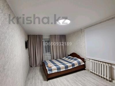 1-комнатная квартира · 32 м² · 4/5 этаж, Майкудук, Майкудук, 12й микрорайон 45 — Супермаркет Аян за 8 000 〒 в Караганде, Алихана Бокейханова р-н