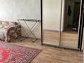 1-комнатная квартира, 37 м², 2/5 этаж посуточно, Сатпаева за 7 000 〒 в Балхаше — фото 3