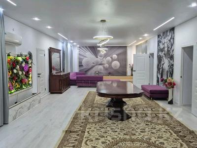 Жеке үй · 12 бөлме · 454 м² · 9 жүзд., Желтоксан 97, бағасы: 105 млн ₸ в Талдыкоргане