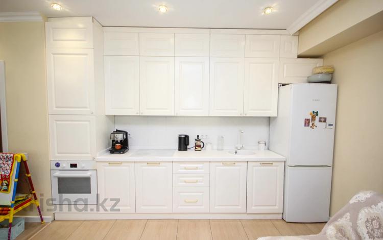 3-бөлмелі пәтер · 85 м² · 4/5 қабат, мкр. Мирас 157, бағасы: 89 млн ₸ в Алматы, Бостандыкский р-н — фото 11