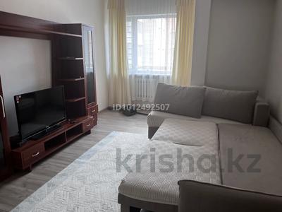2-комнатная квартира · 70 м² · 7/10 этаж, Д. Кунаева 35/1 за 300 000 ₸ в Астане, Есильский р-н