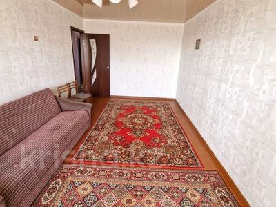 3-комнатная квартира, 62 м², 5/5 этаж, Муканова 14 за 18.1 млн 〒 в Караганде, Казыбек би р-н