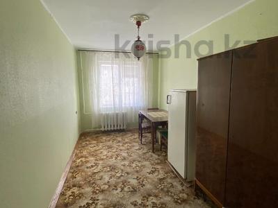 3-комнатная квартира · 58 м² · 4/5 этаж, мкр Центральный, азаттык 68 за ~ 15 млн 〒 в Атырау