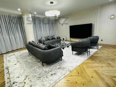 4-бөлмелі пәтер · 160 м² · 12 қабат, Бухар жырау 26, бағасы: 1 млн ₸ в Астане, Есильский р-н