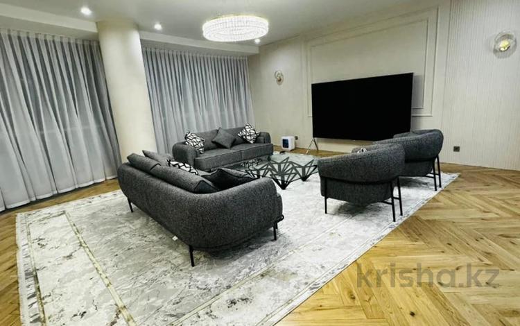 4-бөлмелі пәтер · 160 м² · 12 қабат, Бухар жырау 26, бағасы: 1 млн ₸ в Астане, Есильский р-н — фото 11