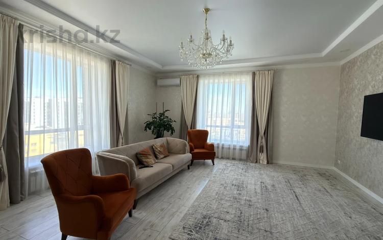 4-комнатная квартира · 154 м² · 9/9 этаж, Е-809 1 за 101 млн ₸ в Астане, Есильский р-н — фото 2