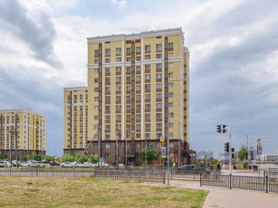 3-комнатная квартира, 73 м², 11/13 этаж, казыбек би за 32.5 млн 〒 в Астане, Нура р-н