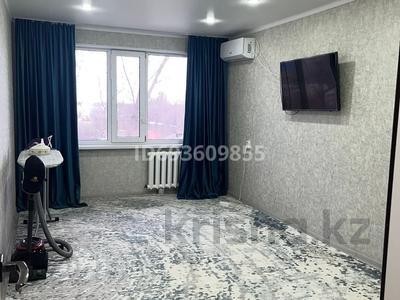 2-комнатная квартира, 47 м², 5/5 этаж, Ружейникова 14 за 13.8 млн 〒 в Уральске