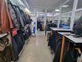 Готовый бизнес в ТД ЦУМ, 2 этаж верхняя мужская одежда, 18 м² за 3.8 млн 〒 в Усть-Каменогорске