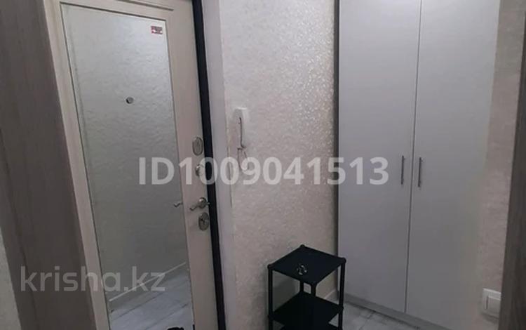 1-бөлмелі пәтер · 35 м² · 2/5 қабат, Айгүл ш/а, бағасы: 130 000 ₸ в Уральске, мкр Айгуль — фото 2