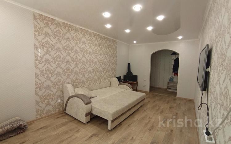 3-комнатная квартира · 70 м² · 5/9 этаж, Ткачева 11 за 24 млн 〒 в Павлодаре — фото 2