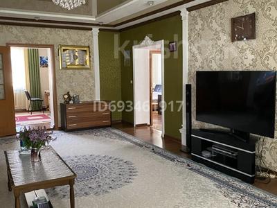 Отдельный дом · 5 комнат · 170 м² · 8 сот., мкр Самал-2 81 — улица Анар-Аже по пересечению Казиева за 67 млн ₸ в Шымкенте, Абайский р-н