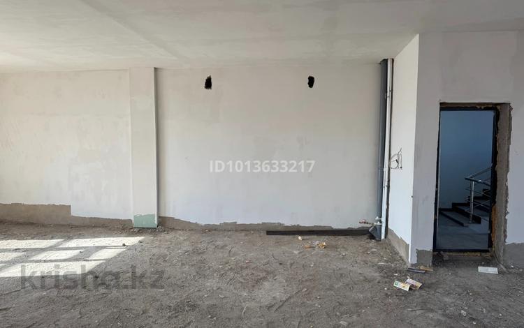 4-комнатная квартира · 169 м² · 4/5 этаж, мкр Михайловка , Ботаническая 12/11 за 52 млн ₸ в Караганде, Казыбек би р-н — фото 2